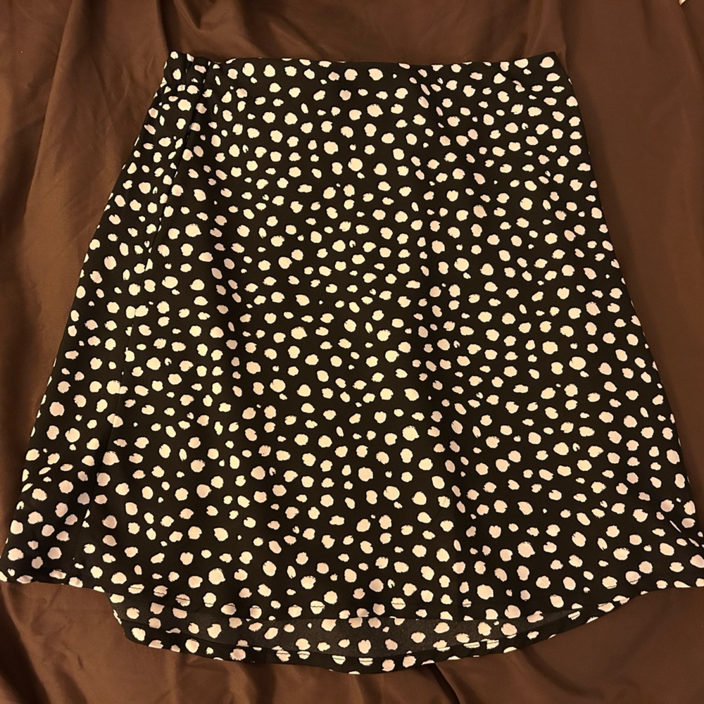 Black and white polka dot mini skirt